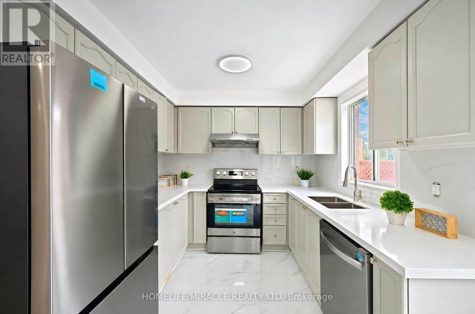 26 Roadmaster Lane, Brampton, ON, L7A 3A9 - 23