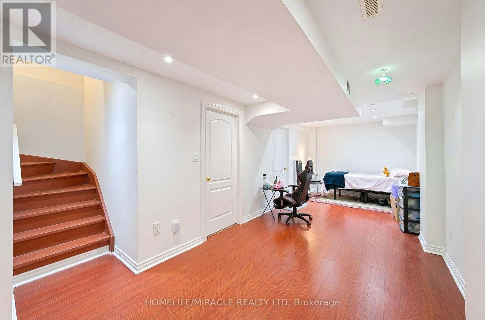 26 Roadmaster Lane, Brampton, ON, L7A 3A9 - 48