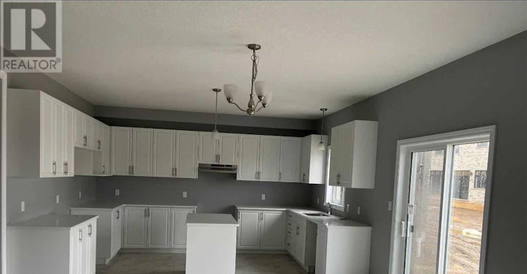 37 Sass Crescent, Brant, ON, N3L 0J3 - 6