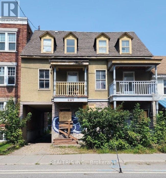 227-229 St. Patrick Street, Ottawa, ON, K1N 5K2