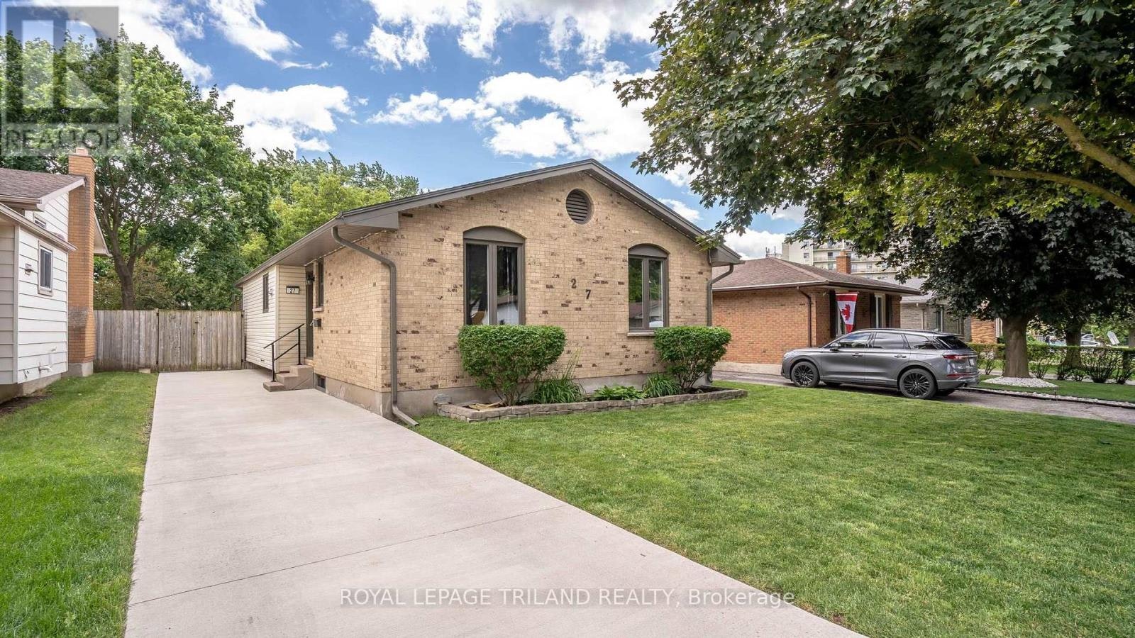 27 Patience Crescent, London, ON, N6E 2K7