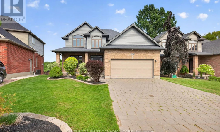 834 Talisman Crescent