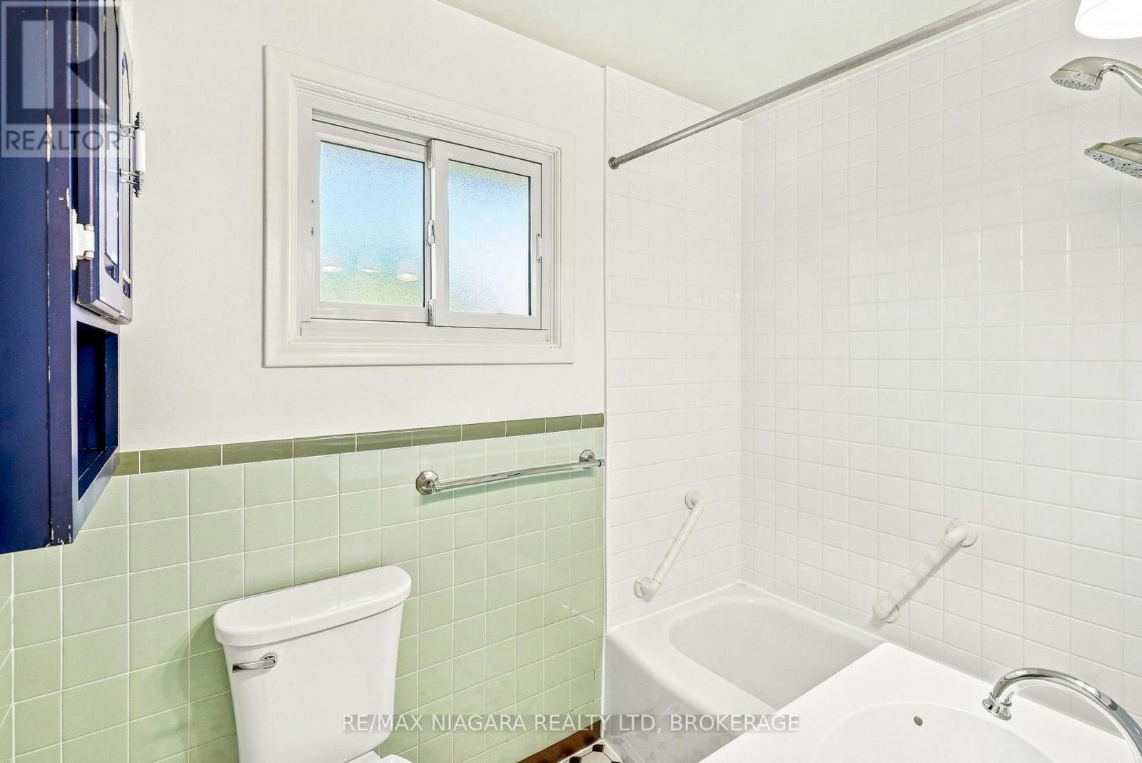 6521 Caledonia Street, Niagara Falls, ON, L2G 5A6 - 17