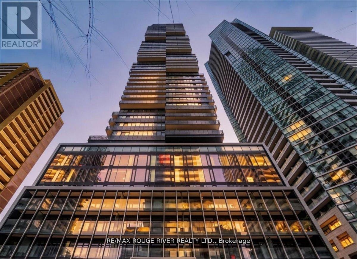 3808-55 Charles Street E, Toronto, ON, M4Y 0J1