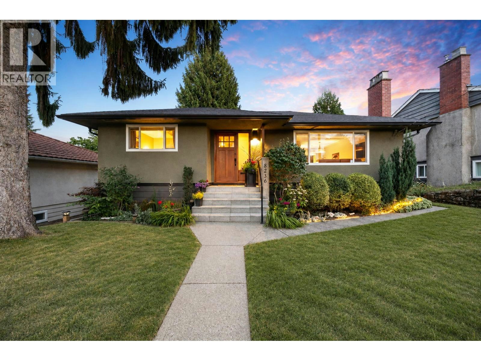 8236 17th Avenue, Burnaby, BC, V3N 1M8