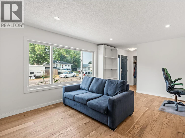 5503 South Vernon Court, Vernon, BC, V1T 8N6 - 7