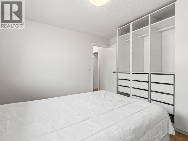 5503 South Vernon Court, Vernon, BC, V1T 8N6 - 21