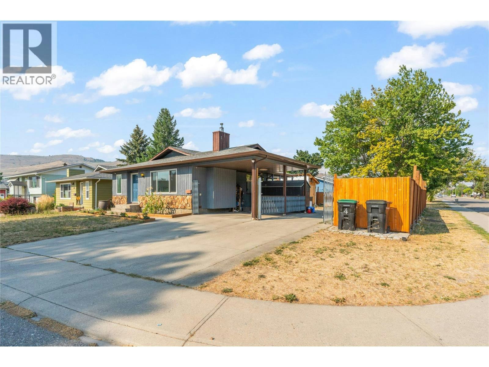 5503 South Vernon Court, Vernon, BC, V1T 8N6 - 2