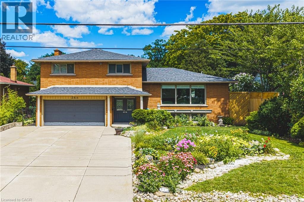 364 Fennell Avenue W, Hamilton, ON, L9C 1G4