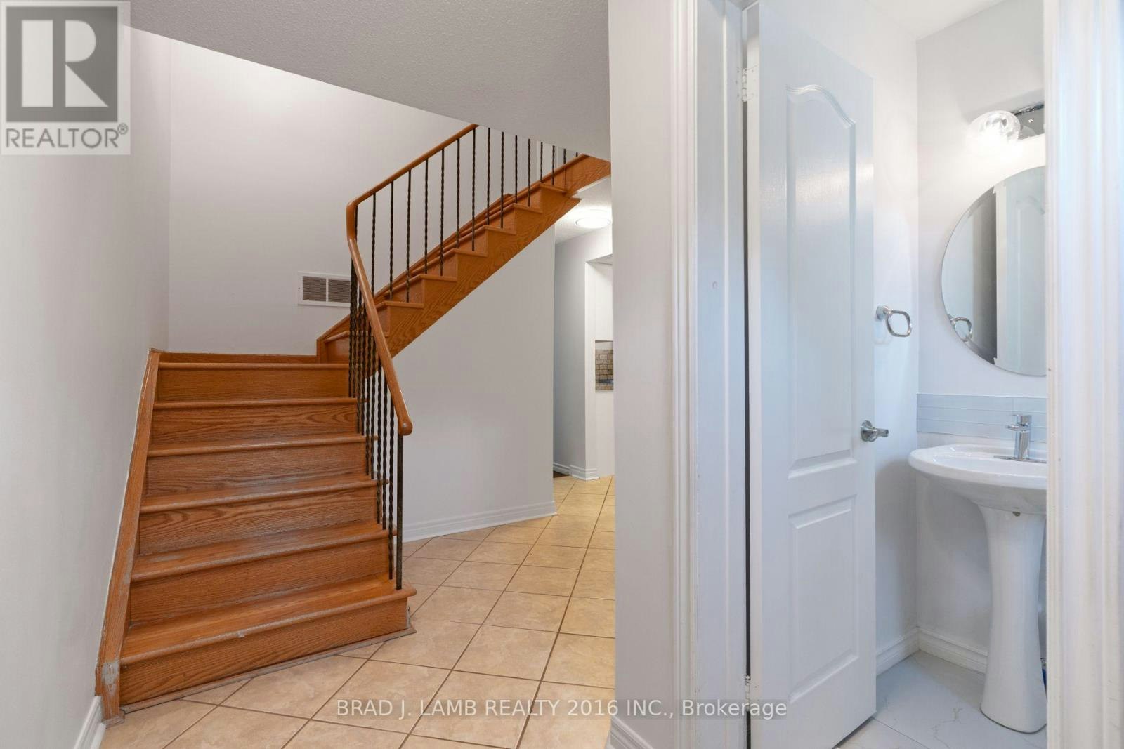 TH 12-405 Hyacinthe Boulevard, Mississauga, ON, L5A 3N1