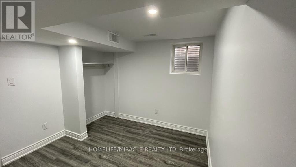 BSMT-7010 Cordingley Crescent, Mississauga, ON, L5N 4Z5 - 6