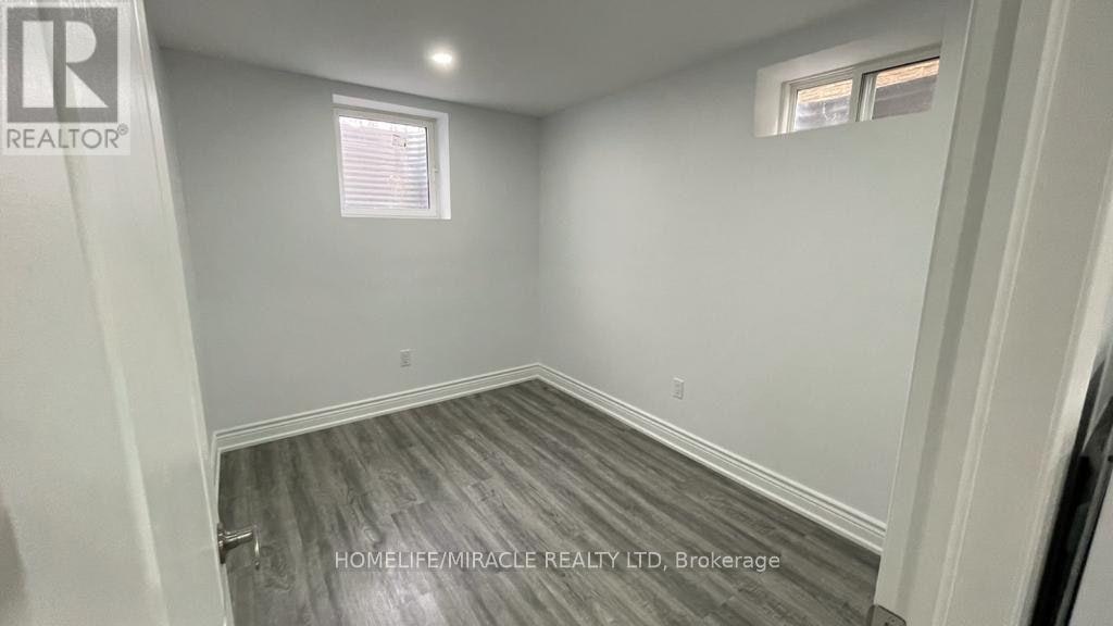 BSMT-7010 Cordingley Crescent, Mississauga, ON, L5N 4Z5 - 8
