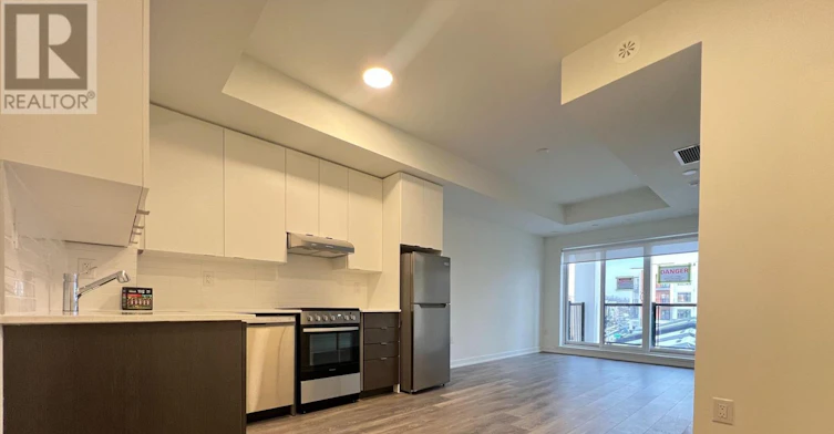 507-165 Canon Jackson Drive, Toronto, ON, M6M 0C4 - 3
