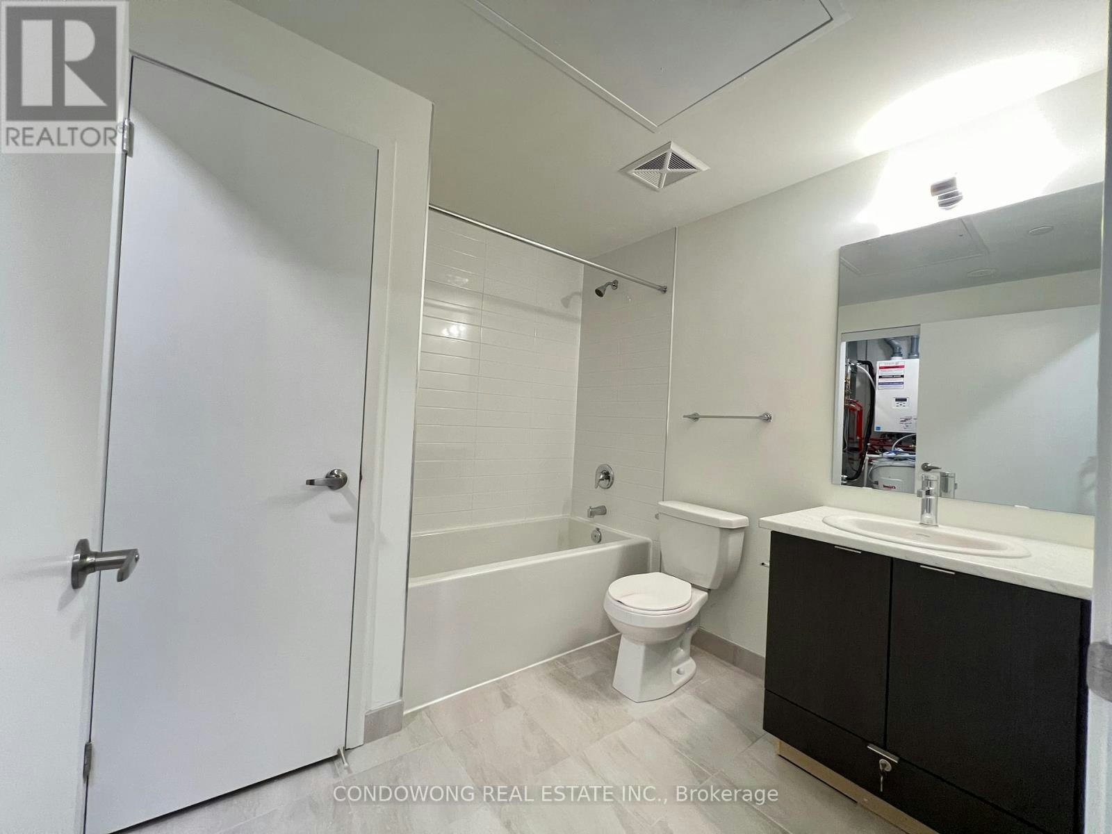 507-165 Canon Jackson Drive, Toronto, ON, M6M 0C4 - 7