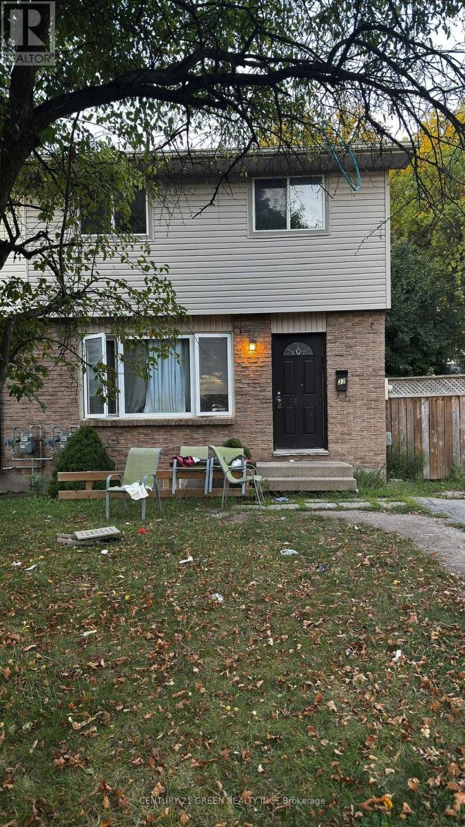 32 Elvira Crescent, London, ON, N6E 2P4