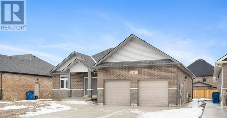19 Tracy Drive, Chatham-Kent, ON, N7M 6G2 - 3