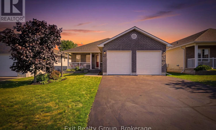 23 Mount Grove Crescent