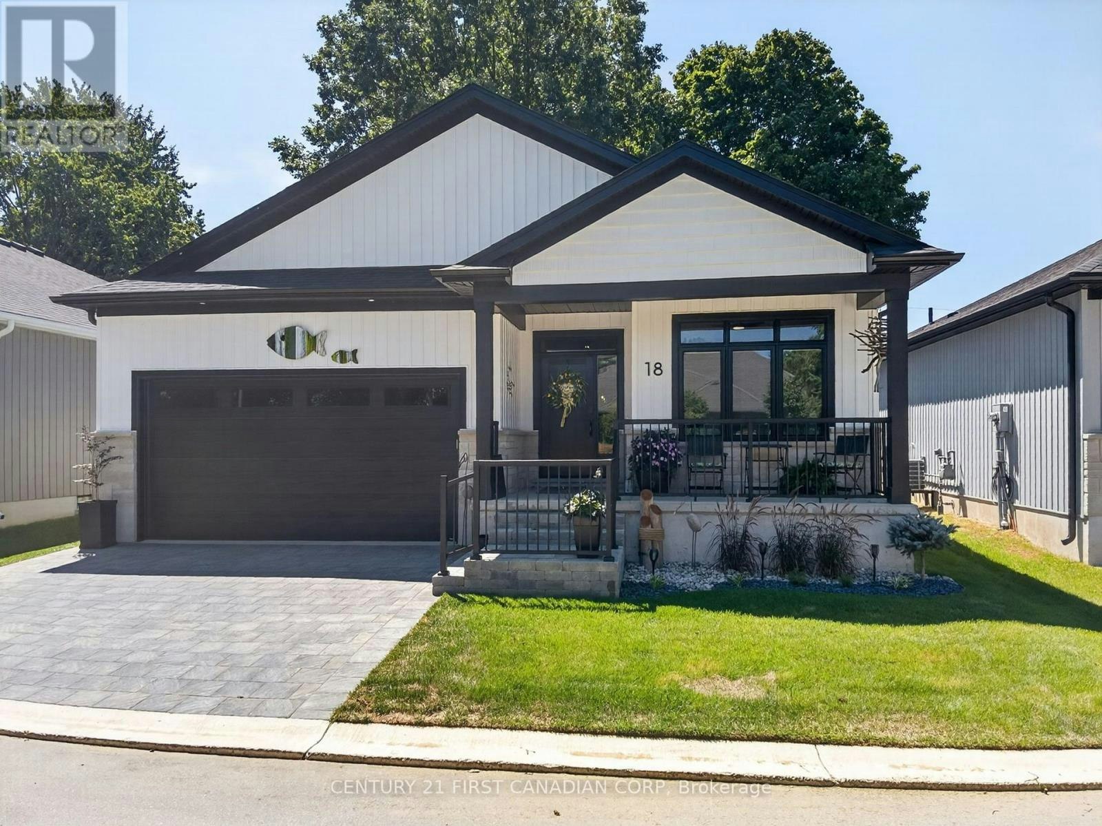 18-430 Head Street N, Strathroy, ON, N7G 0H3