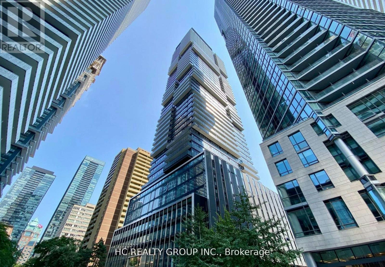 1311-55 Charles Street E, Toronto, ON, M4Y 0J1