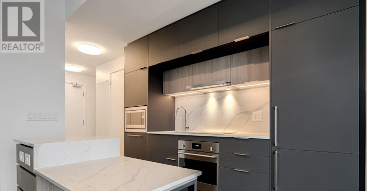 1204-185 Alberta Avenue, Toronto, ON, M6C 1C5 - 7