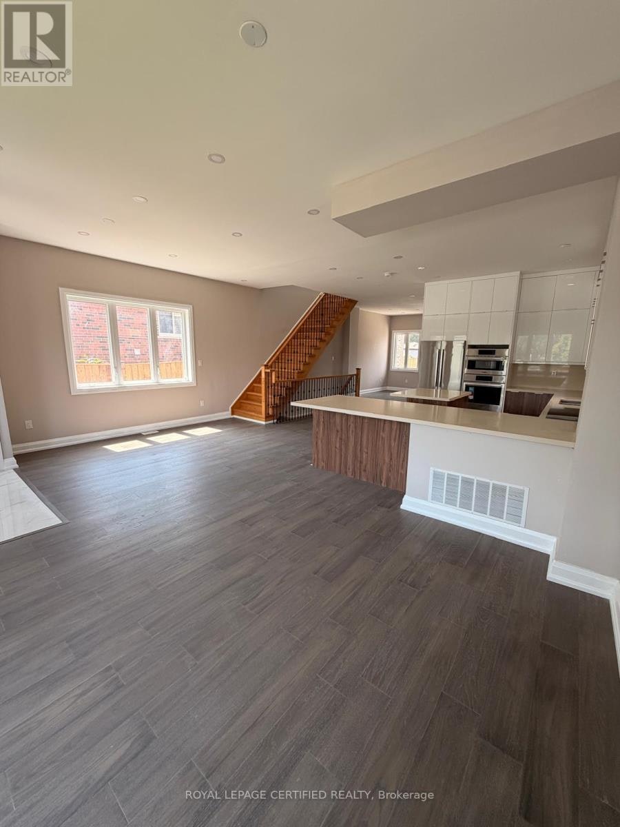 450 Midland Avenue, Toronto, ON, M1N 4A5 - 5