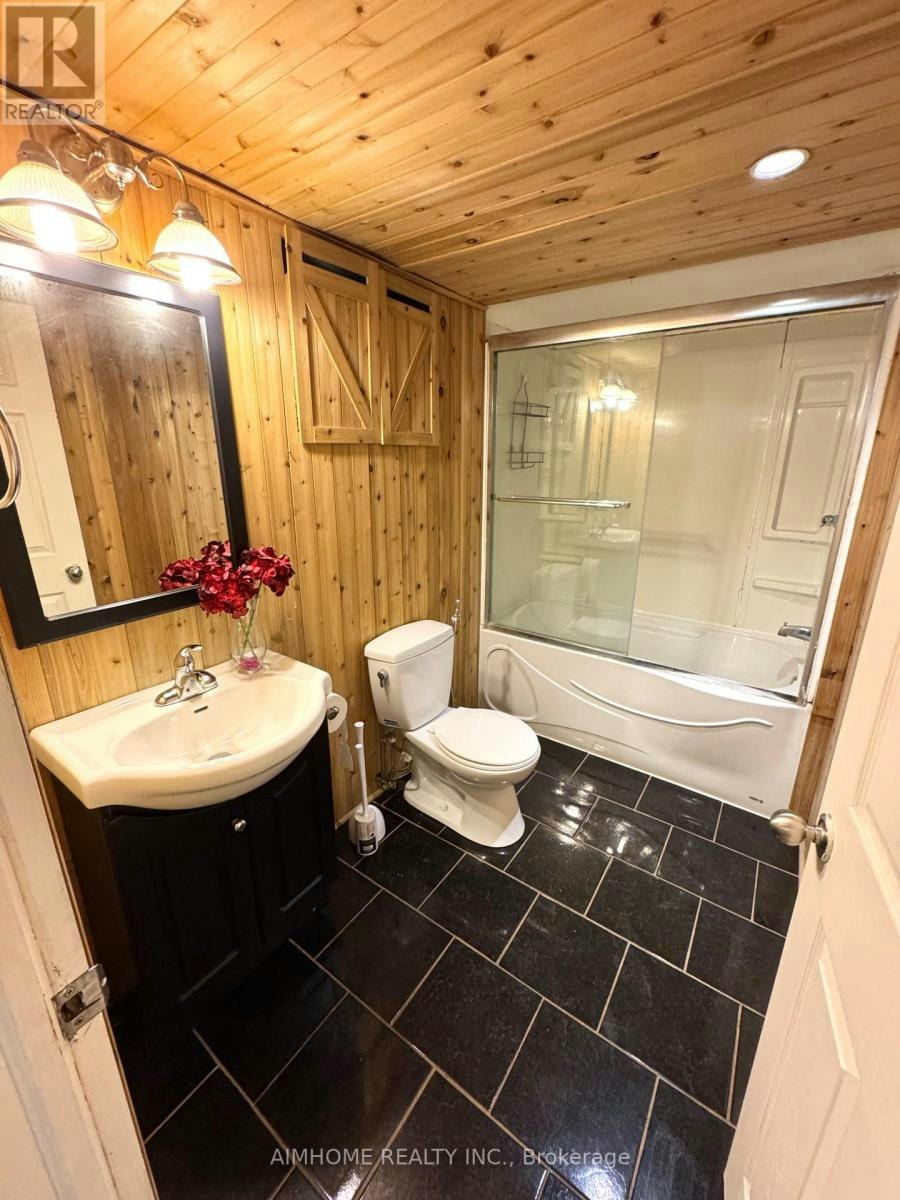 432 Fernleigh (Bsmt Circle S, Richmond Hill, ON, L4C 1E6 - 29