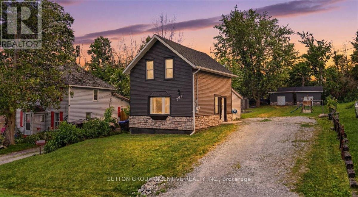 107 Park Street, Tay, ON, L0K 2A0