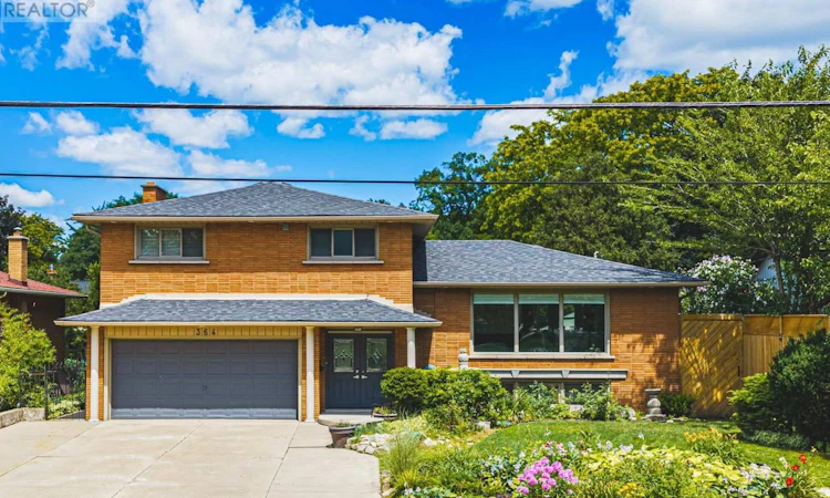 364 Fennell Avenue W