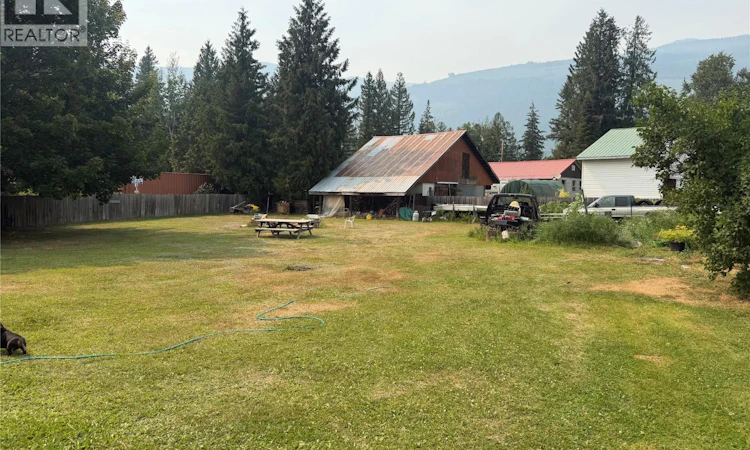4243 Bloomquist Road