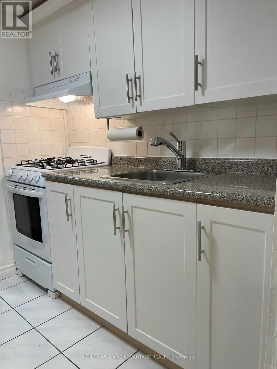 BASEMENT-347 Walmer Road, Toronto, ON, M5R 2Y3 - 16