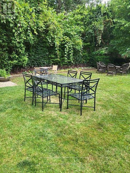 BASEMENT-347 Walmer Road, Toronto, ON, M5R 2Y3 - 4