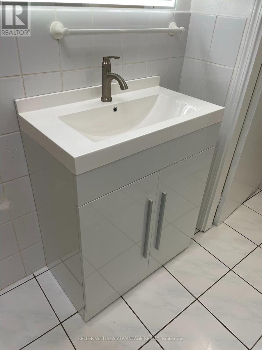 BASEMENT-347 Walmer Road, Toronto, ON, M5R 2Y3 - 20