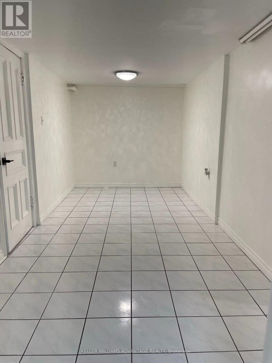 BASEMENT-347 Walmer Road, Toronto, ON, M5R 2Y3 - 17