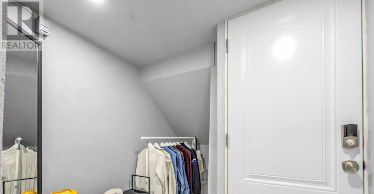 LOWER LEVEL-623 Dupont Street, Toronto, ON, M6G 1Z3 - 6