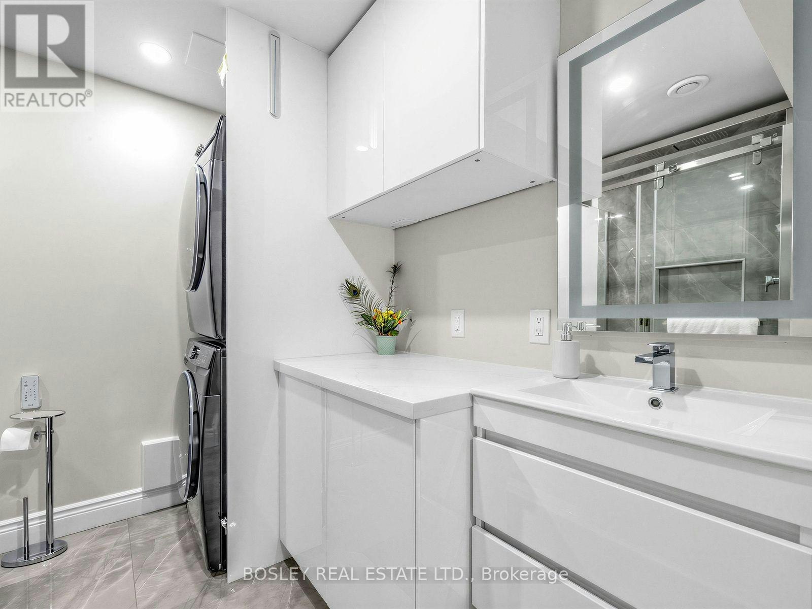 LOWER LEVEL-623 Dupont Street, Toronto, ON, M6G 1Z3 - 23