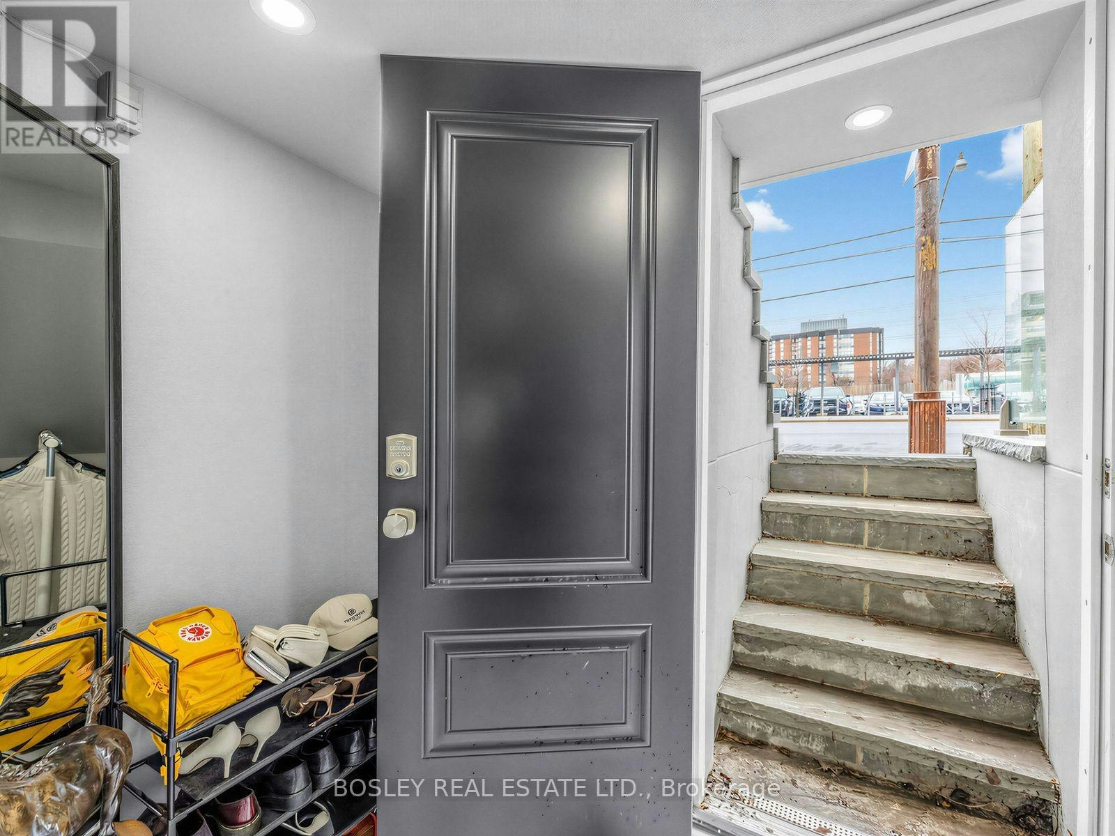 LOWER LEVEL-623 Dupont Street, Toronto, ON, M6G 1Z3 - 5