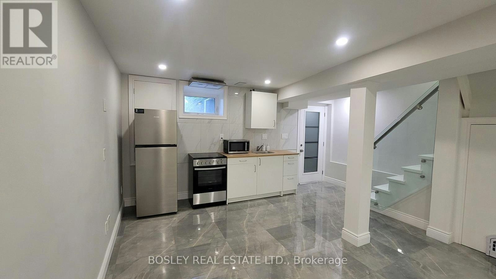 LOWER LEVEL-623 Dupont Street, Toronto, ON, M6G 1Z3 - 19