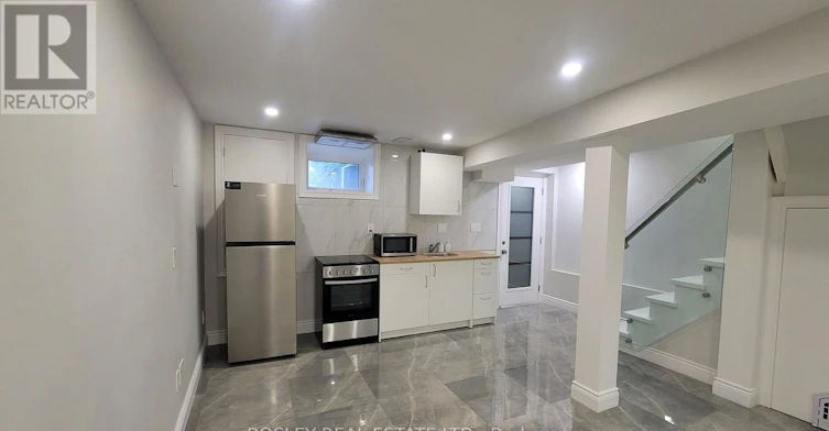 LOWER LEVEL-623 Dupont Street, Toronto, ON, M6G 1Z3 - 19