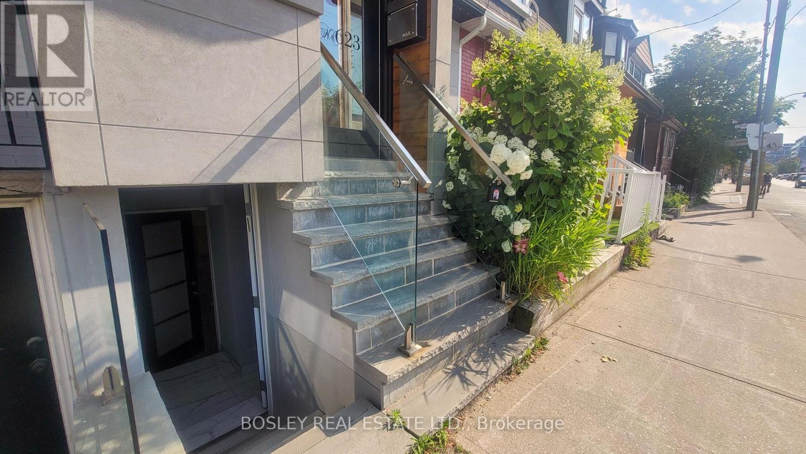 LOWER LEVEL-623 Dupont Street, Toronto, ON, M6G 1Z3 - 3