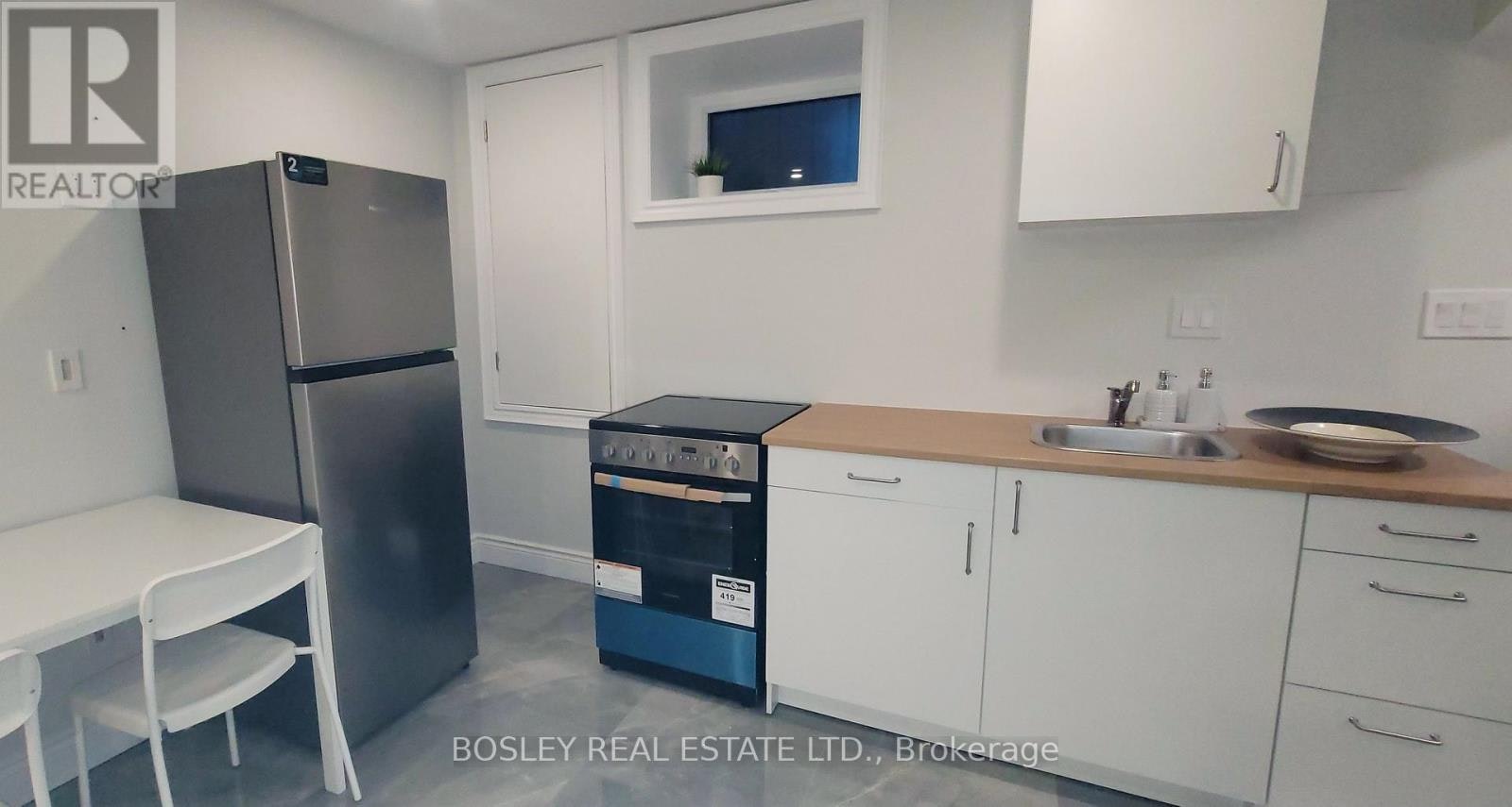 LOWER LEVEL-623 Dupont Street, Toronto, ON, M6G 1Z3 - 18