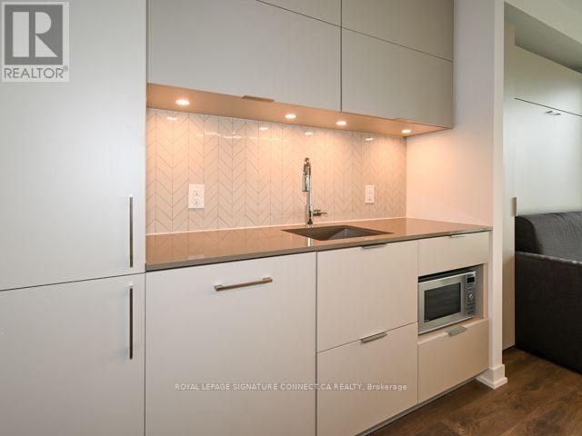 2209-15 Lower Jarvis Street, Toronto, ON, M5E 1R7 - 3