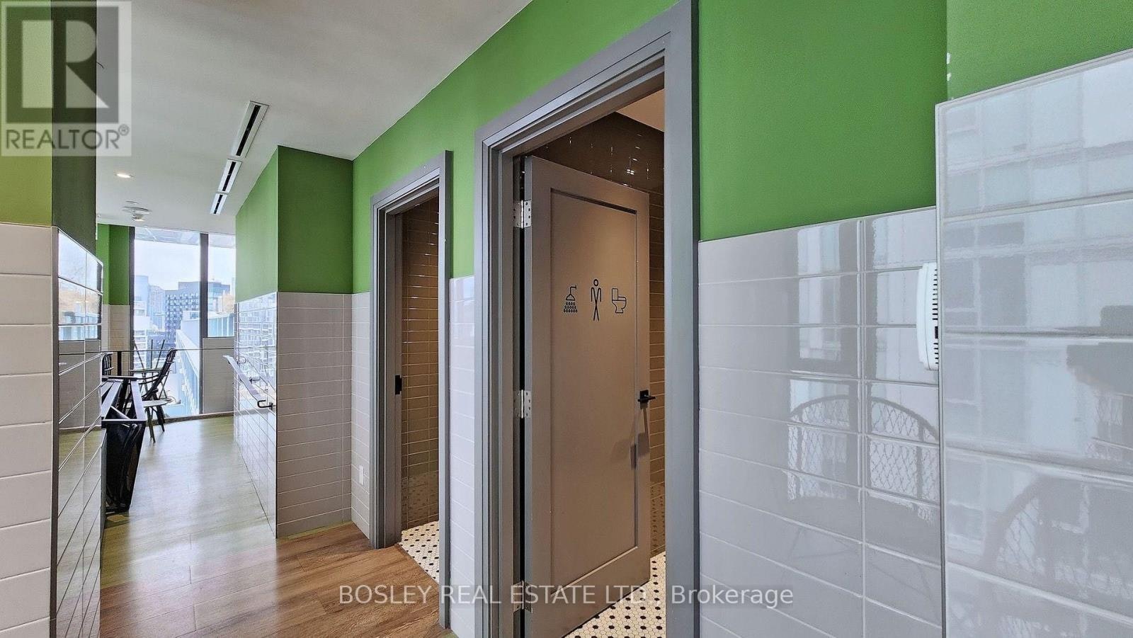 531-30 Baseball Place, Toronto, ON, M4M 0E8 - 21