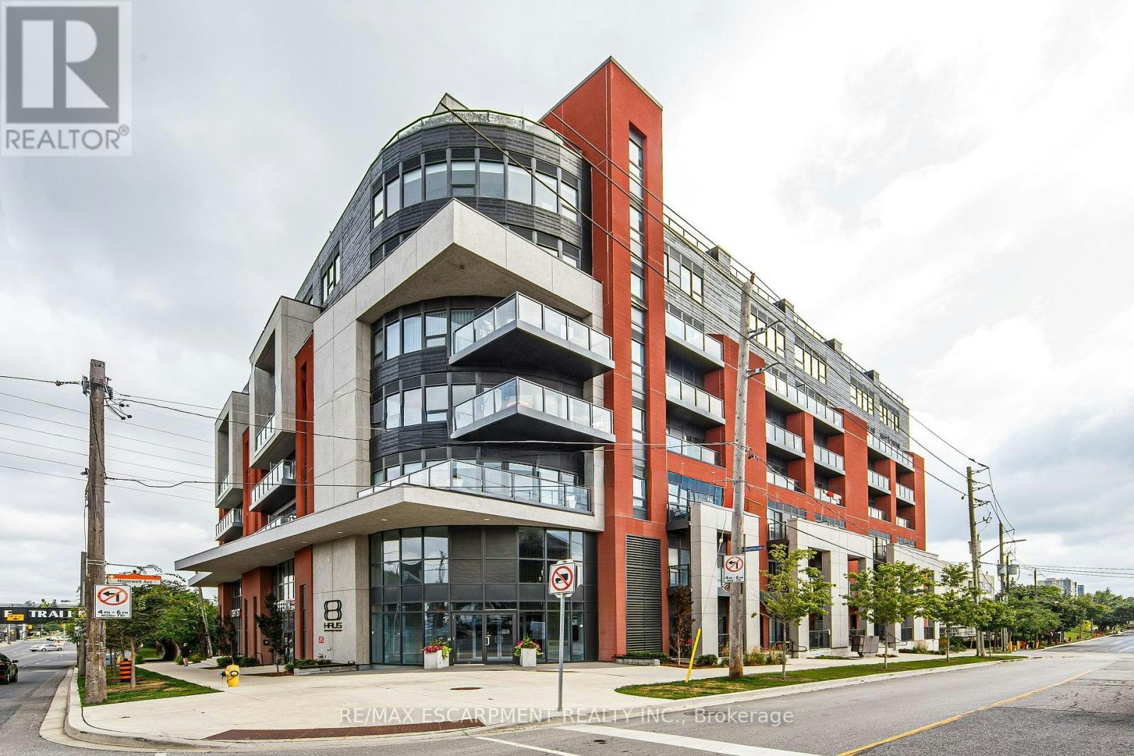 112-2433 Dufferin Street, Toronto, ON, M6E 0B4