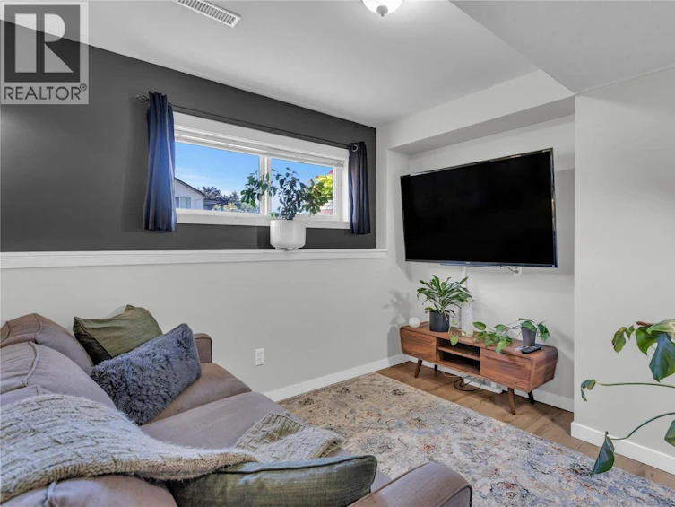 640 Myron Road, Kelowna, BC, V1X 6V3 - 40