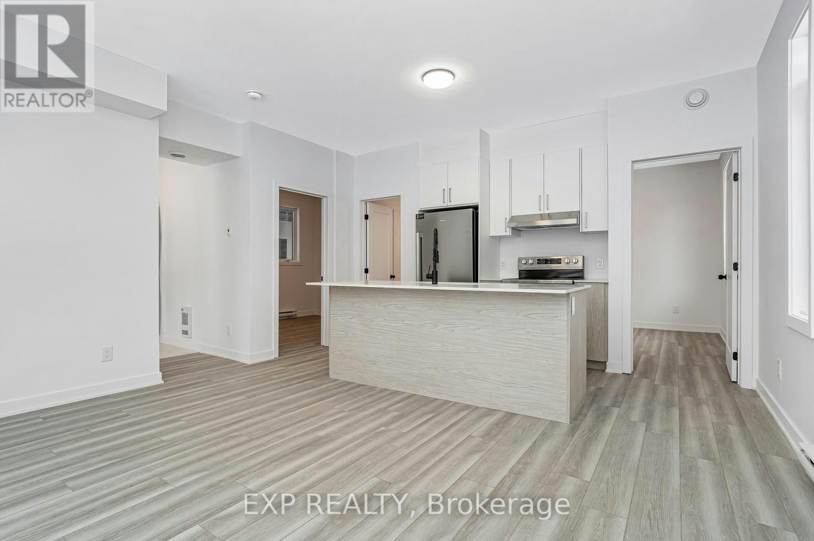 B-1377 Louis Lane, Ottawa, ON, K1B 3P2 - 3