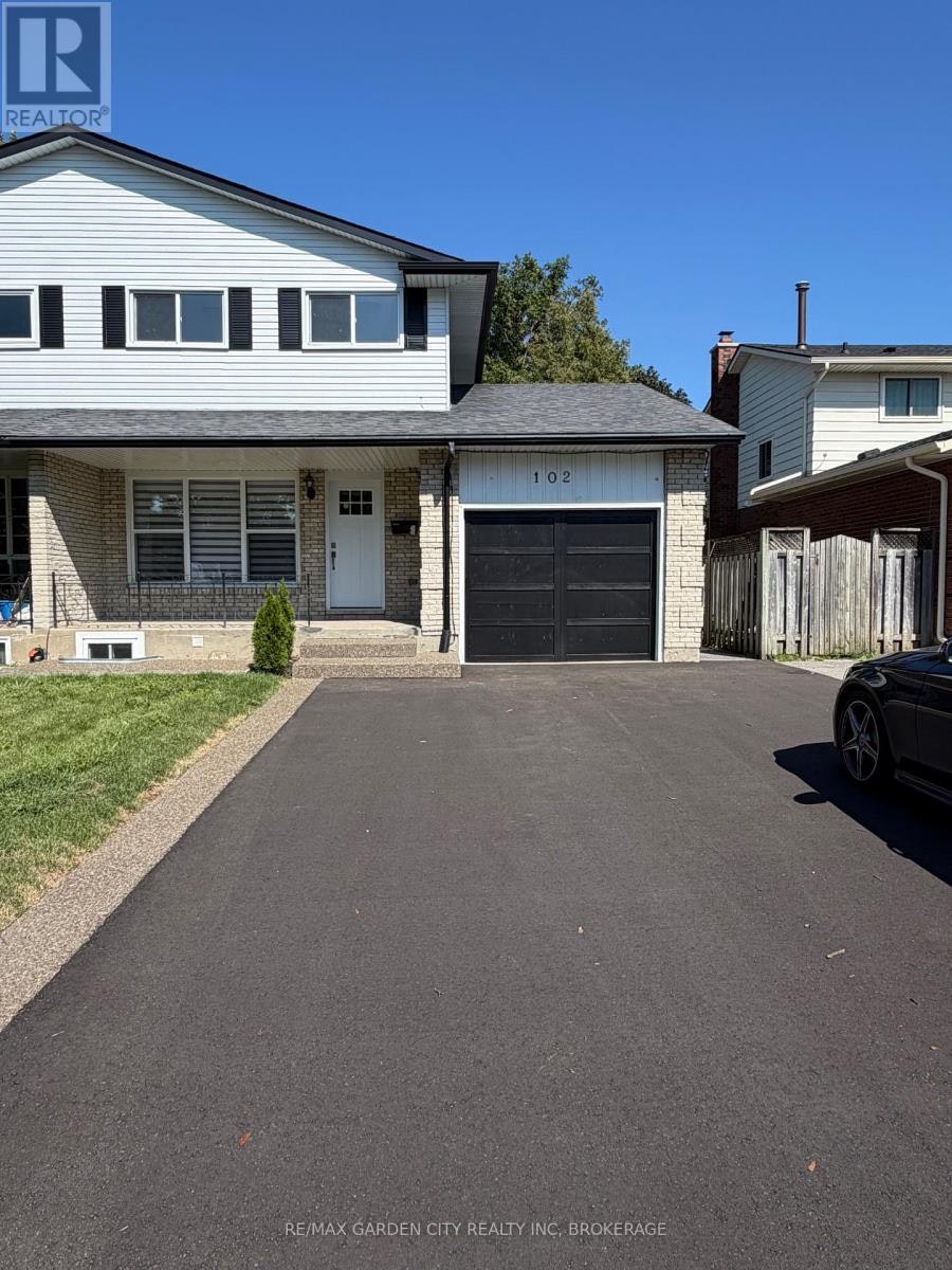 102 Tupper Drive, Thorold, ON, L2V 4C8