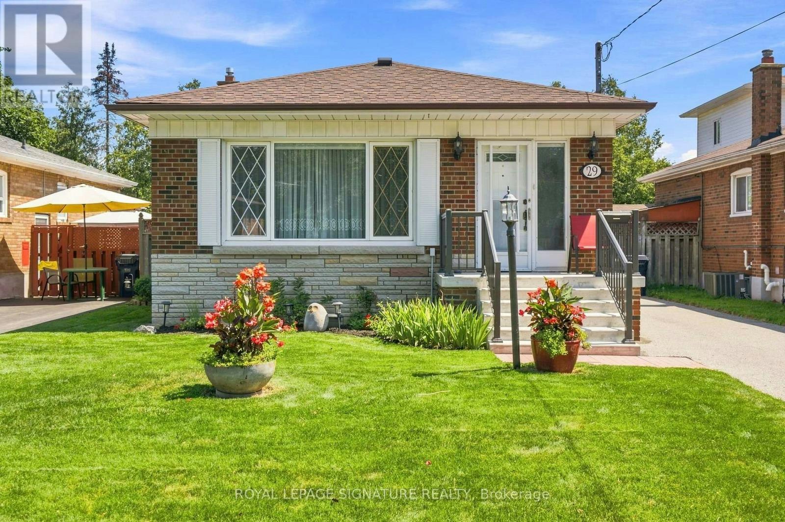 29 Chandler Drive, Toronto, ON, M1G 1Z1