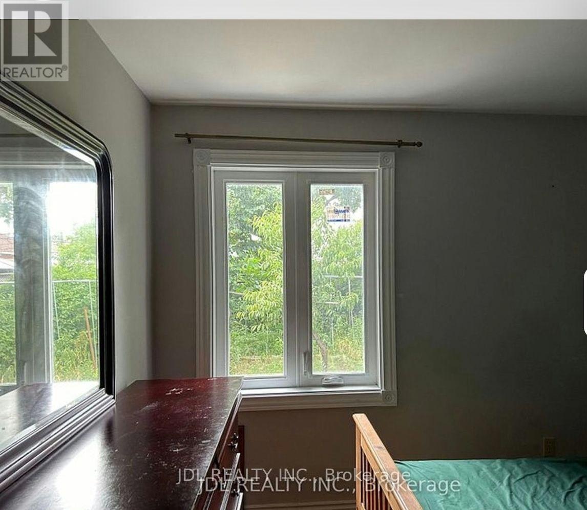 THREE Bedrooms Main Floor 8 Highwood Ave Avenue, Toronto, ON, M1R 2E4 - 4