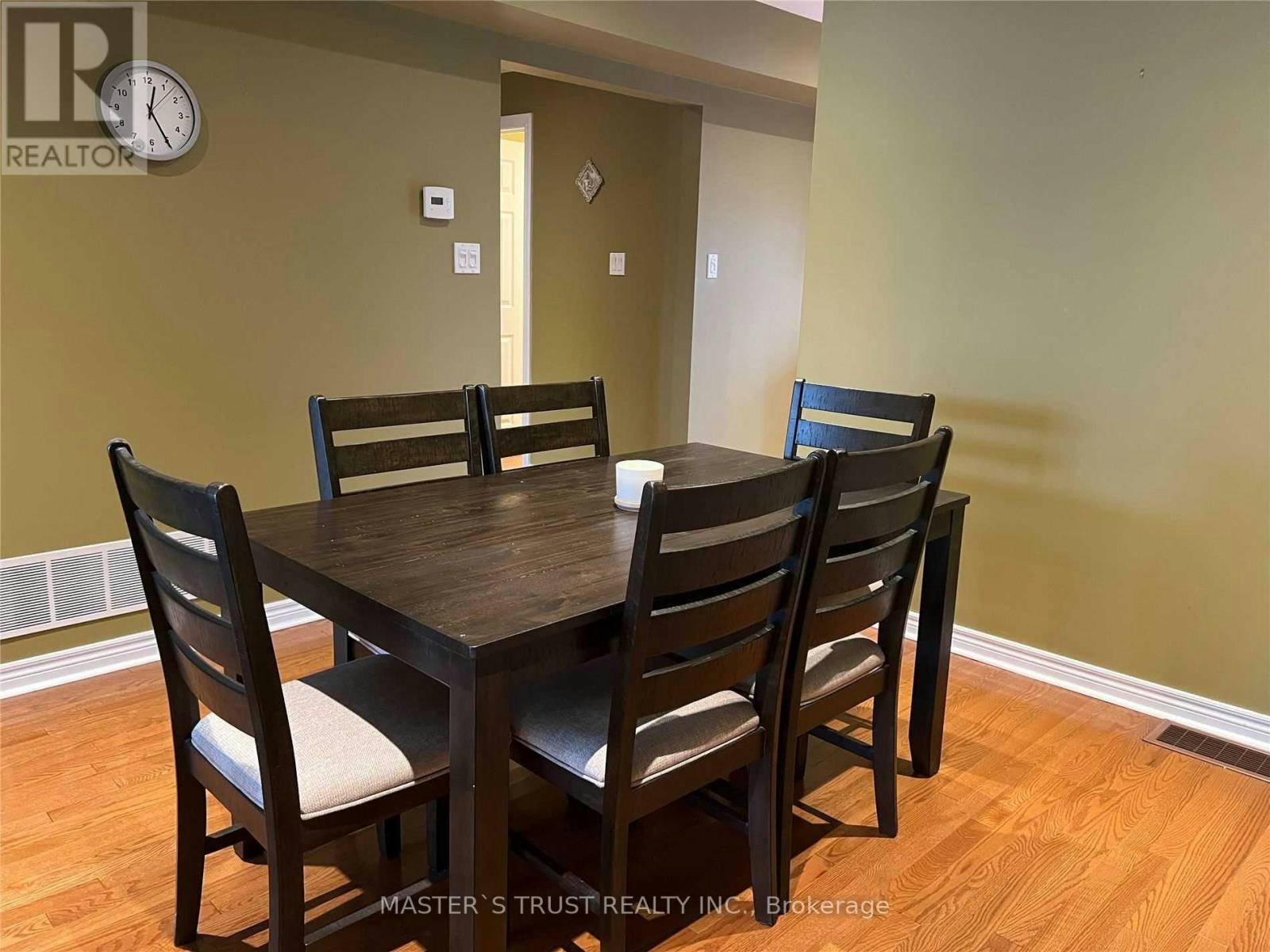 6 Dunkeld Way, Markham, ON, L3T 4Y9 - 11