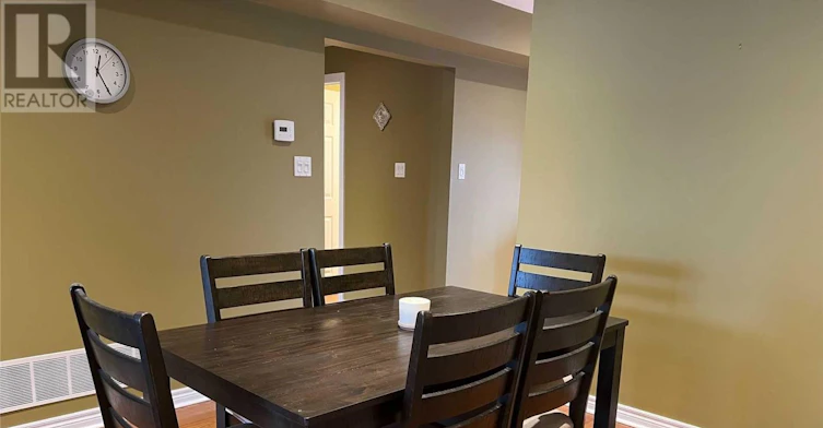 6 Dunkeld Way, Markham, ON, L3T 4Y9 - 11